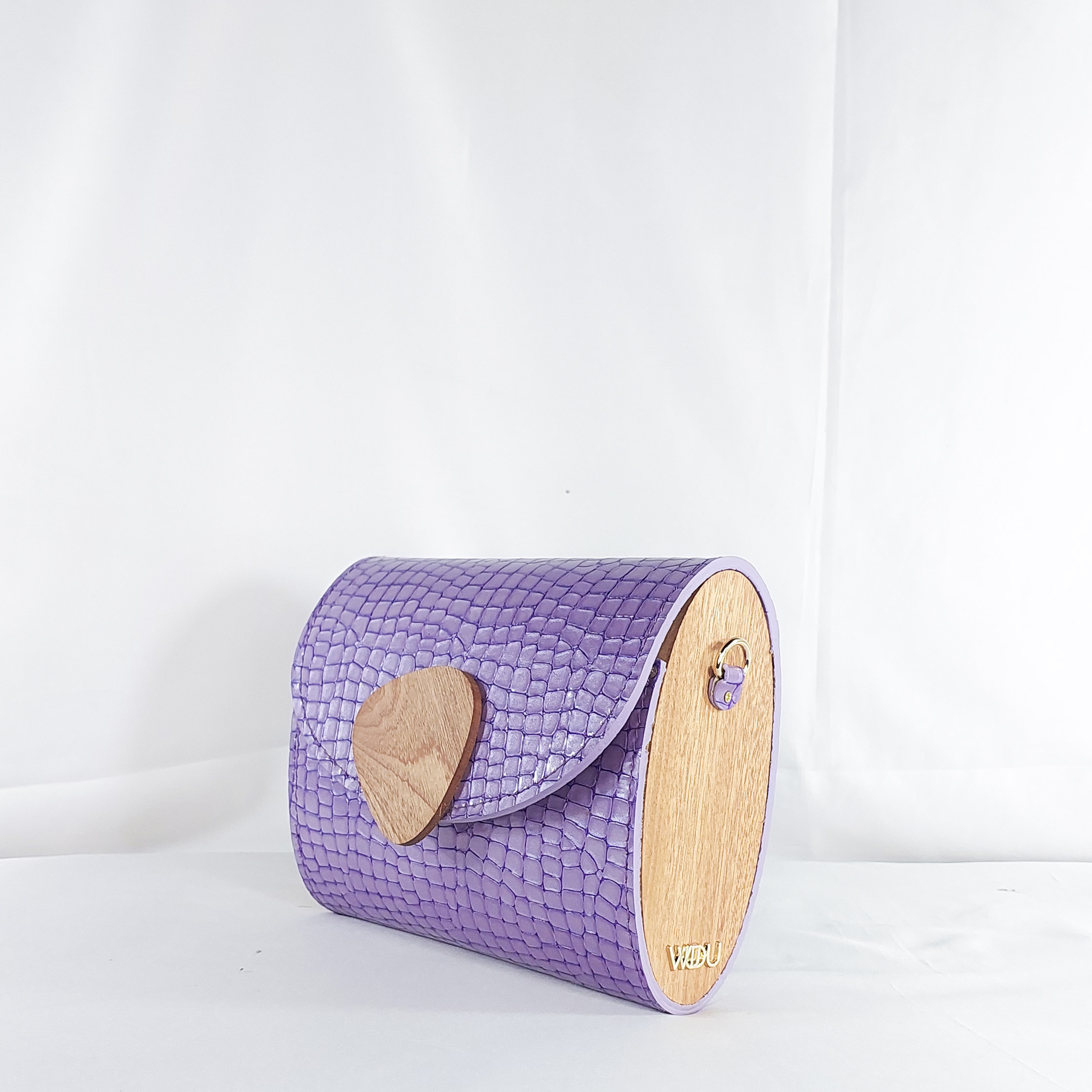 KLENAM CLUTCH IN LILAC CROC - Image 2